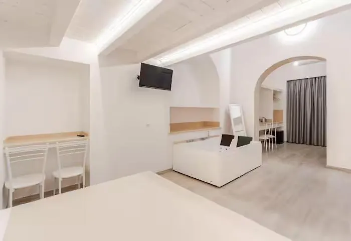 Гостевой дом Labicana 4*
